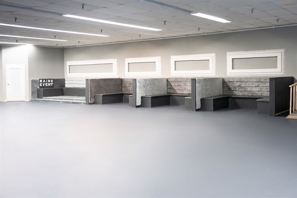 The Maine Event Restaurant and Lounge