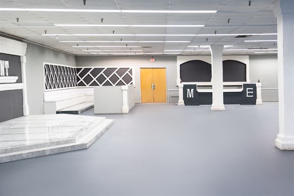 The Maine Event Restaurant and Lounge