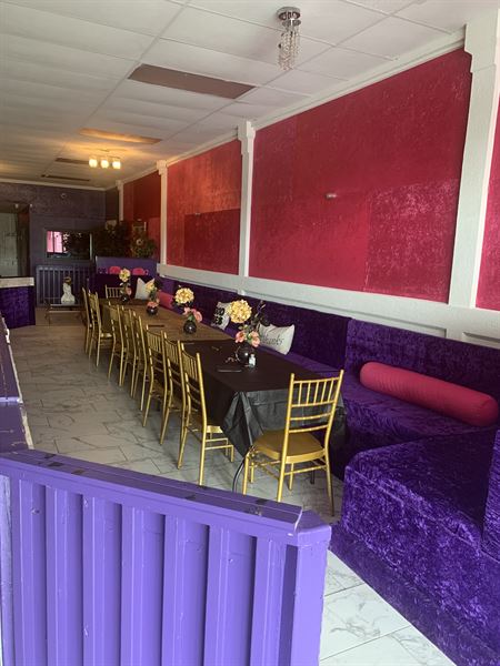 The Maine Event Restaurant and Lounge