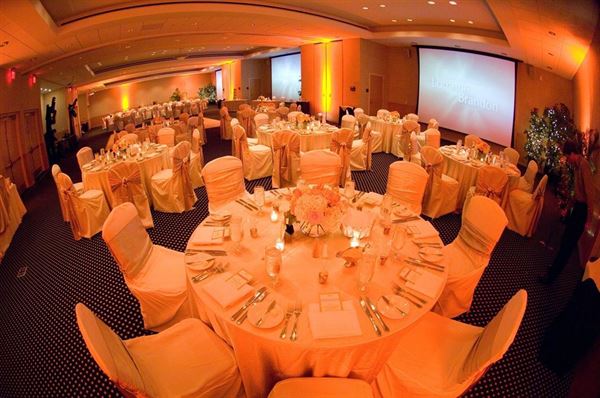 Fairwinds Alumni Center