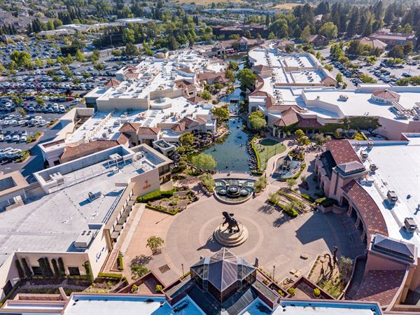 EZMoments Photography