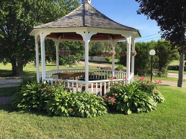 Venice Restaurant & Banquet Center