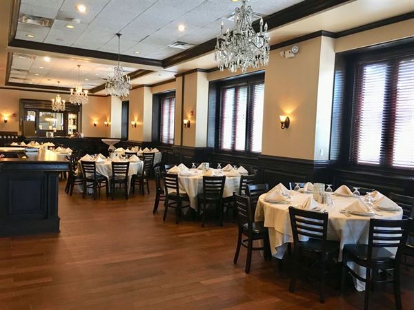 Maggiano's Little Italy Perimeter Mall