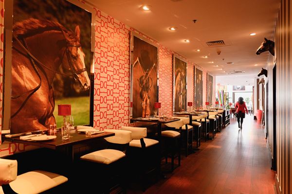 Red Horse White Plains by David Burke