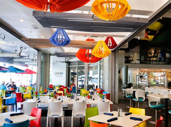 LULU California Bistro