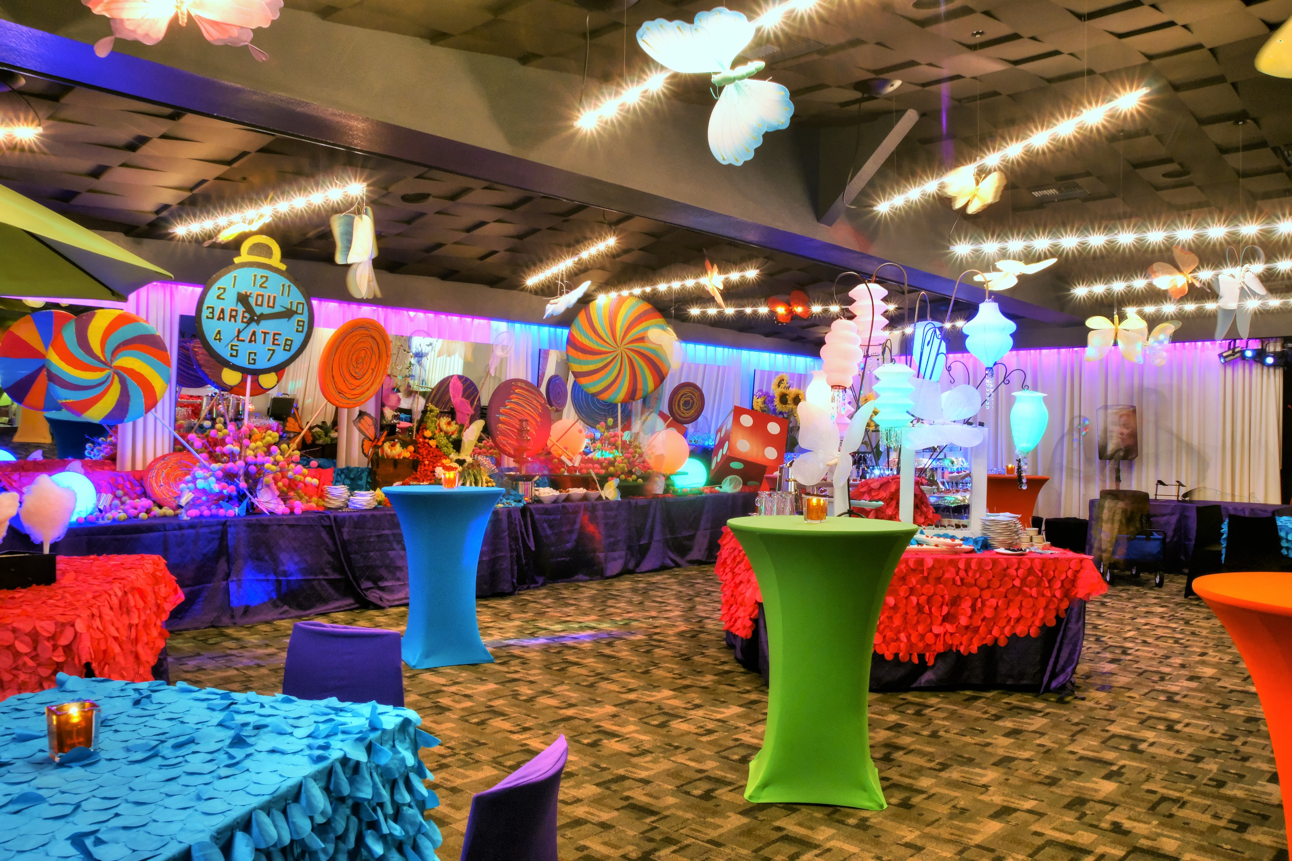 LULU California Bistro