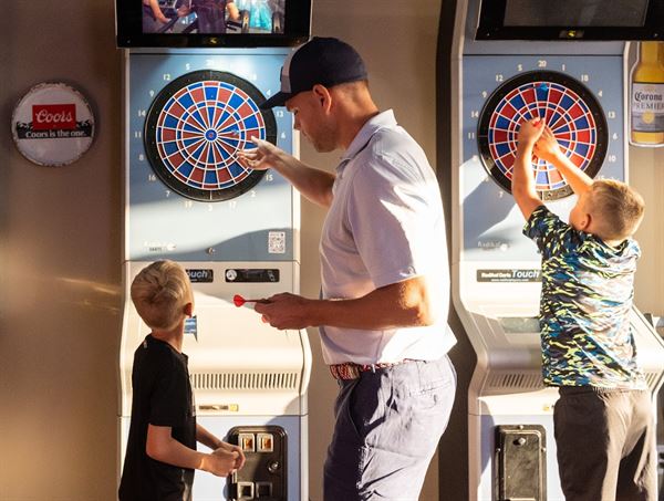 Captains Sports Lounge