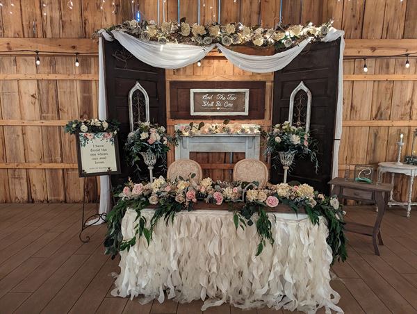 Twin Oaks Manor Barn Weddings and Receptions