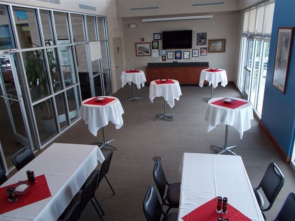 The Hangar Restaurant & Flight Lounge