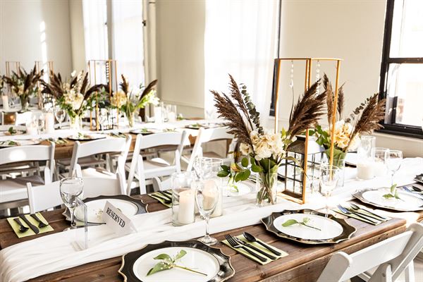 411 East Main Spaces