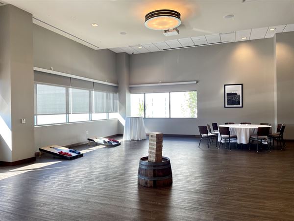 Pinstripes San Mateo