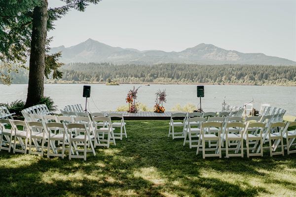 The Locks Wedding and Event Venue