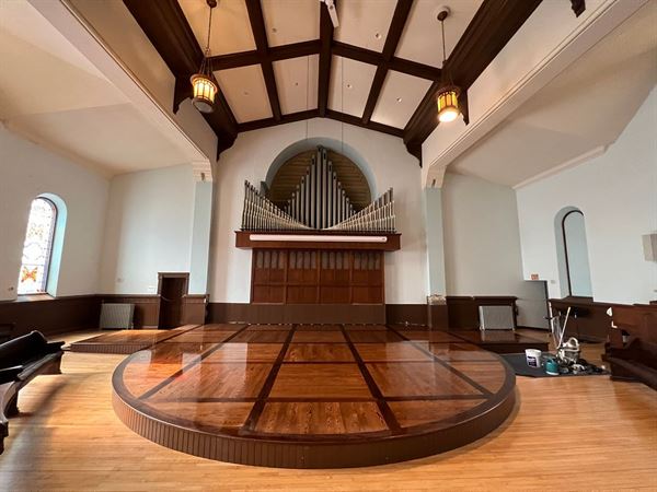 Capella Performing Arts Center