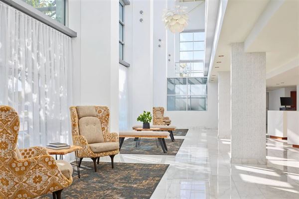 Delta Hotels by Marriott Milwaukee Northwest