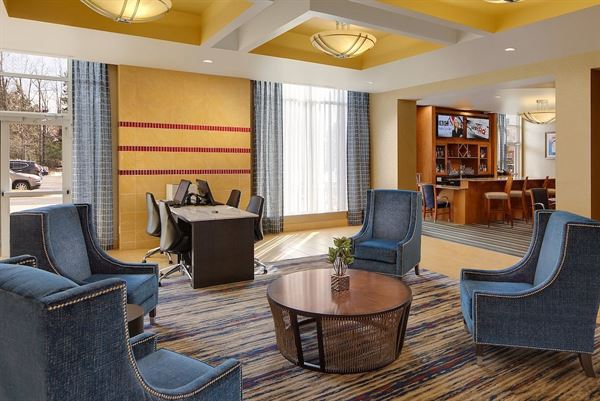 DoubleTree by Hilton Richmond Airport