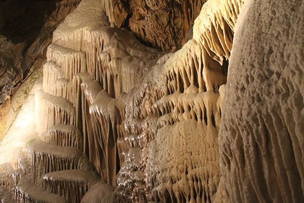 Indian Echo Caverns