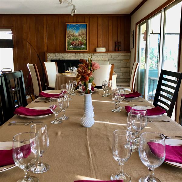 Loya's Little House B&B