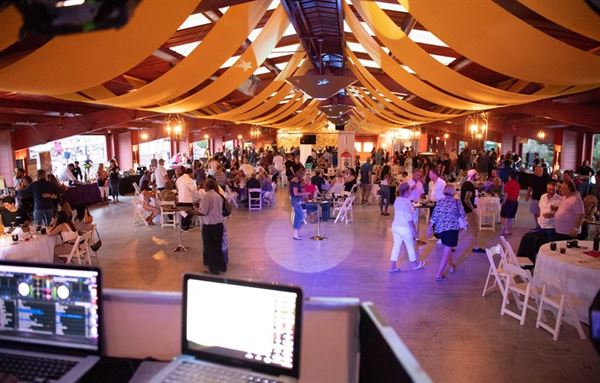 Encore Catering & Banquet Center