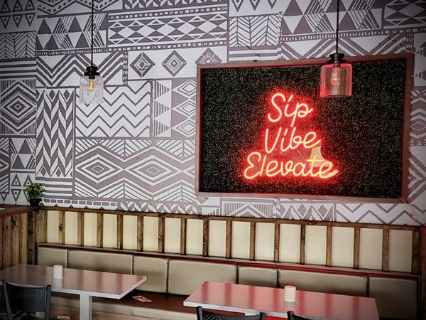 Crave Fusion Bistro & Cocktails