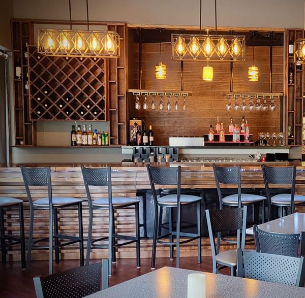 Crave Fusion Bistro & Cocktails