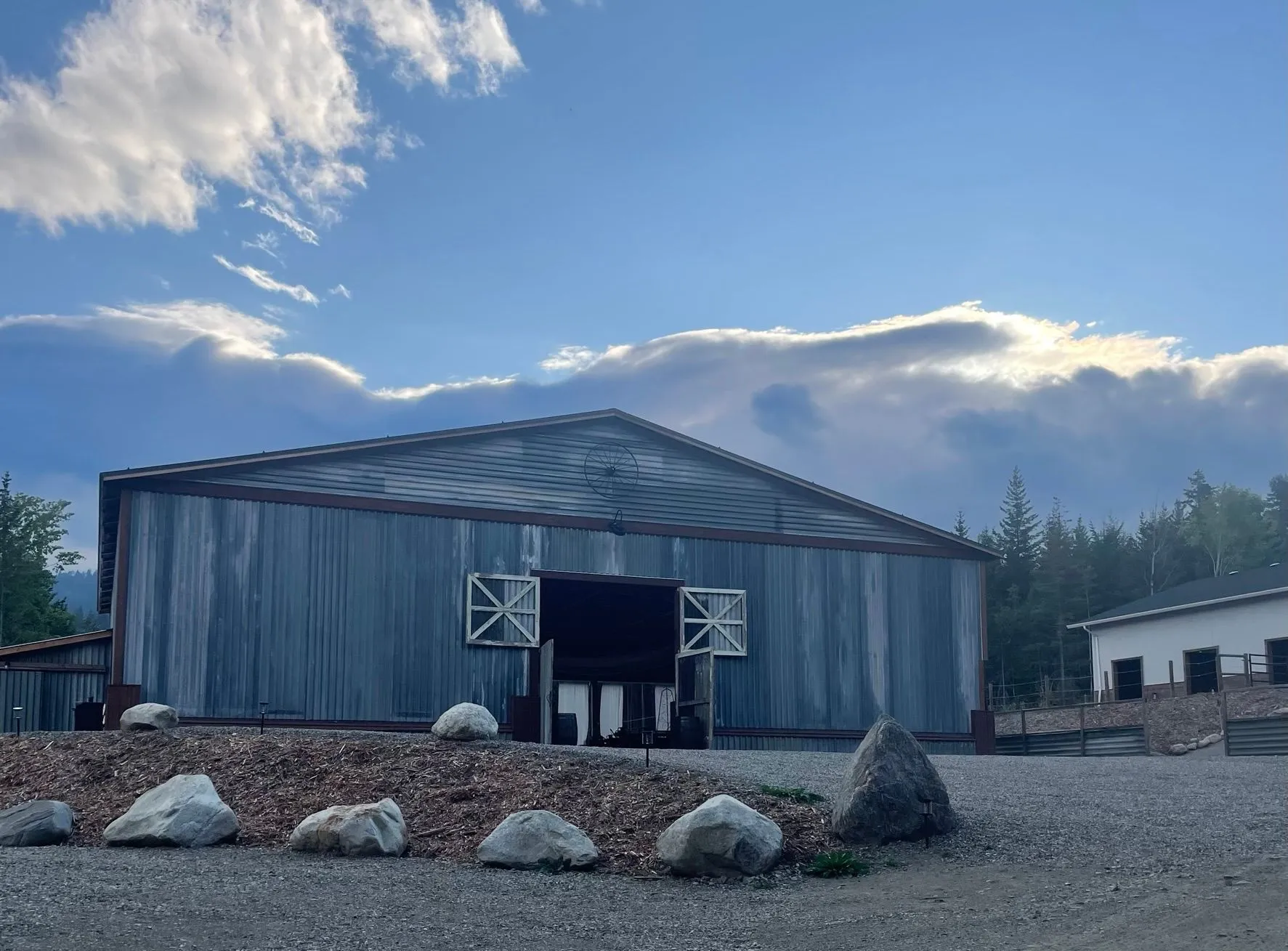 Raven and Steel A Vintage Venue Farm