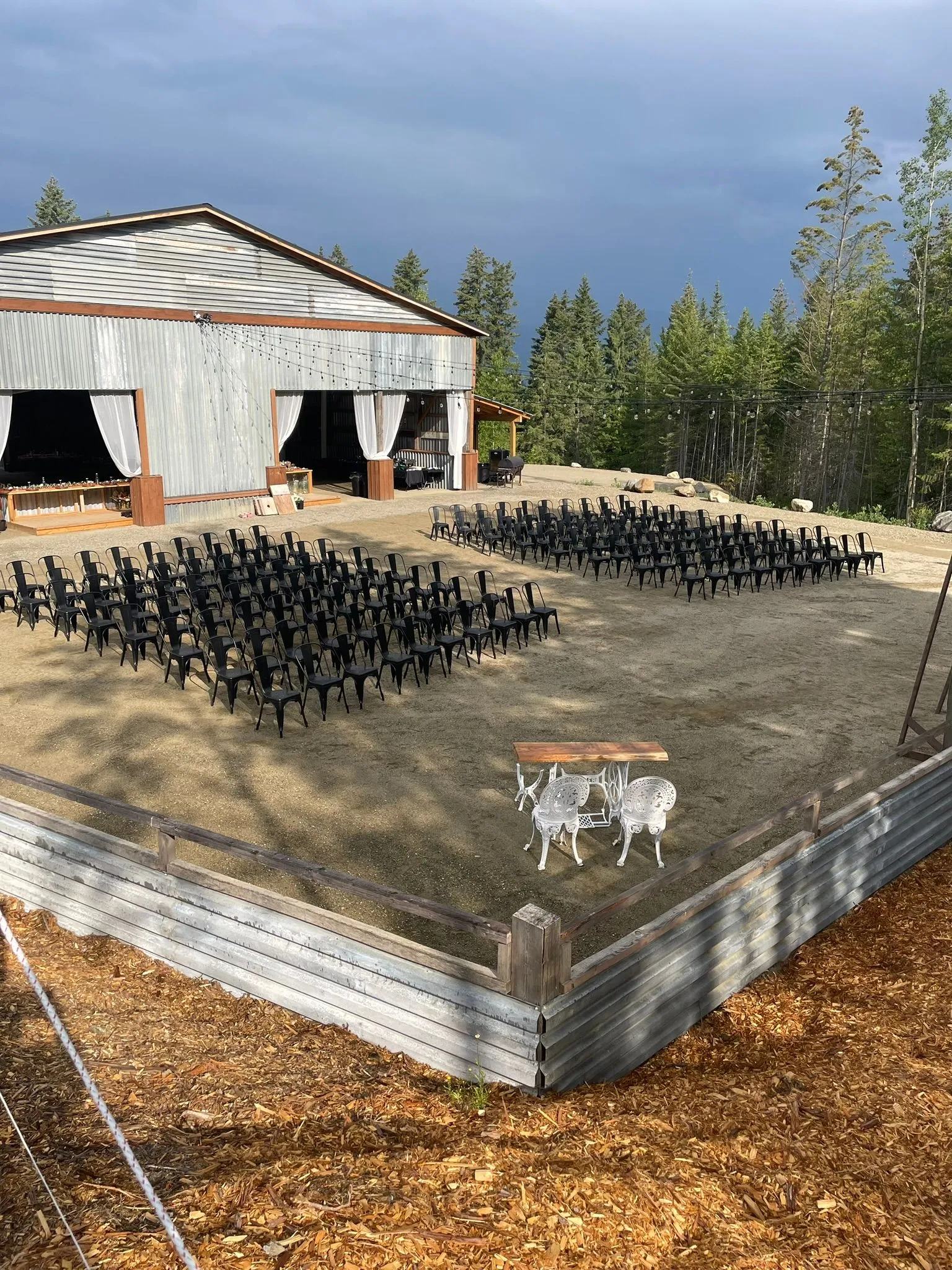 Raven and Steel A Vintage Venue Farm