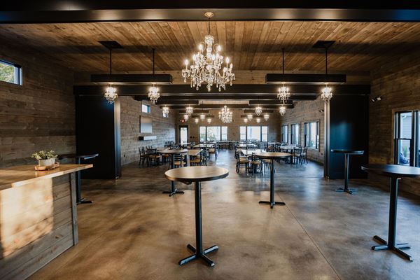 The Beach Barn Events at Lake Life Cottages