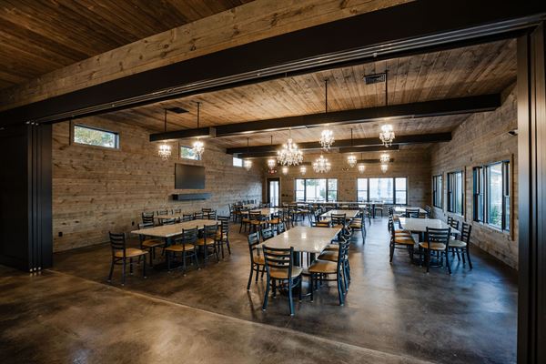 The Beach Barn Events at Lake Life Cottages