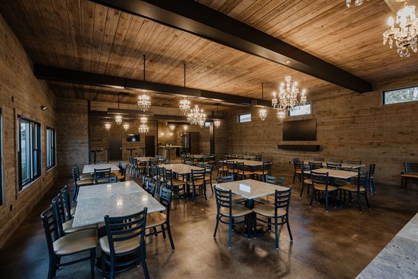 The Beach Barn Events at Lake Life Cottages