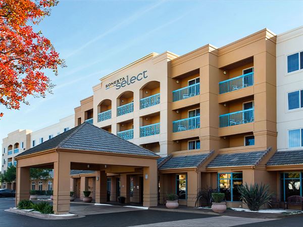 Sonesta Select Pleasant Hill
