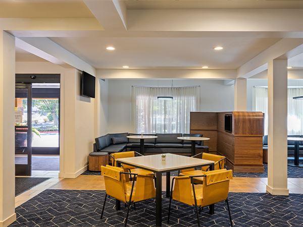 Sonesta Select Pleasant Hill