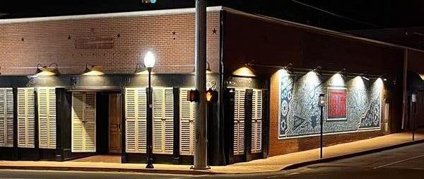 Lola's Industrial Venue INC