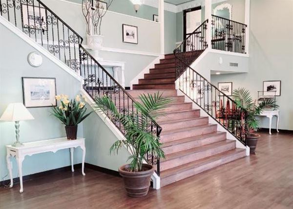 Best Price Motel & Suites