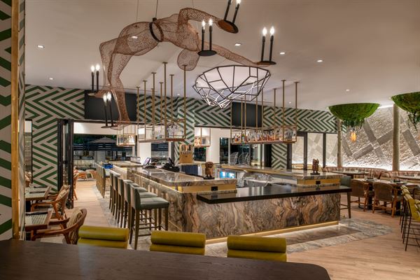 Hotel Paradox, Autograph Collection