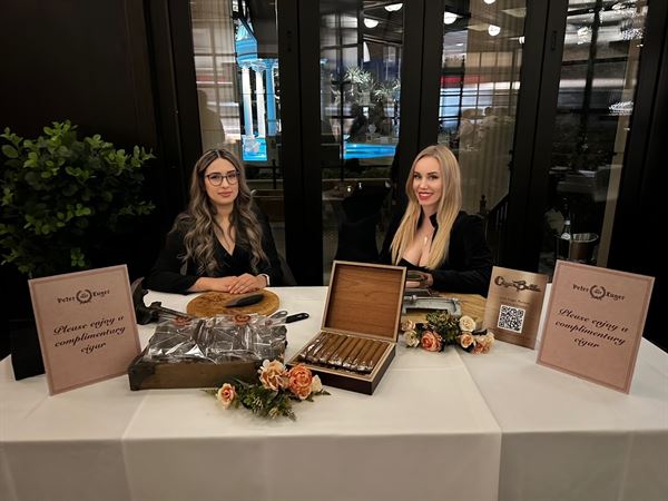 Cigar Bella - Cigar Rollers Austin