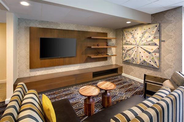 Courtyard Austin-University Area