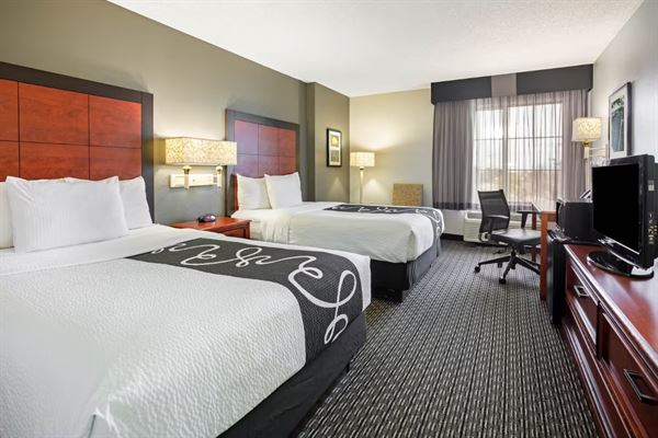 La Quinta Inn & Suites DFW Airport South / Irving