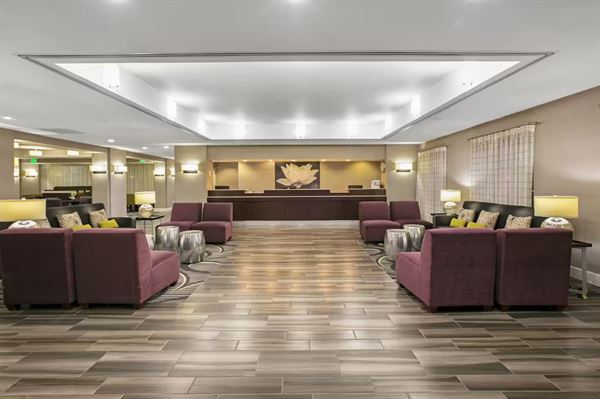 La Quinta Inn & Suites DFW Airport South / Irving