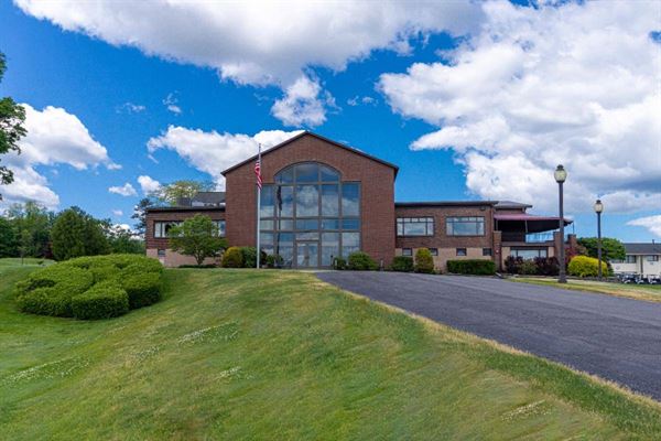 Shaker Ridge Country Club