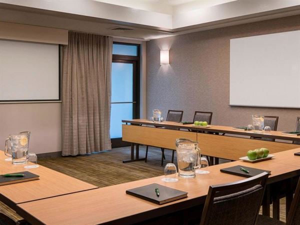 Sonesta Select Tempe Downtown