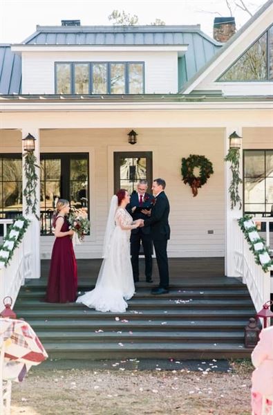 Auburn Bed and Breakfast at Shoofly Farm