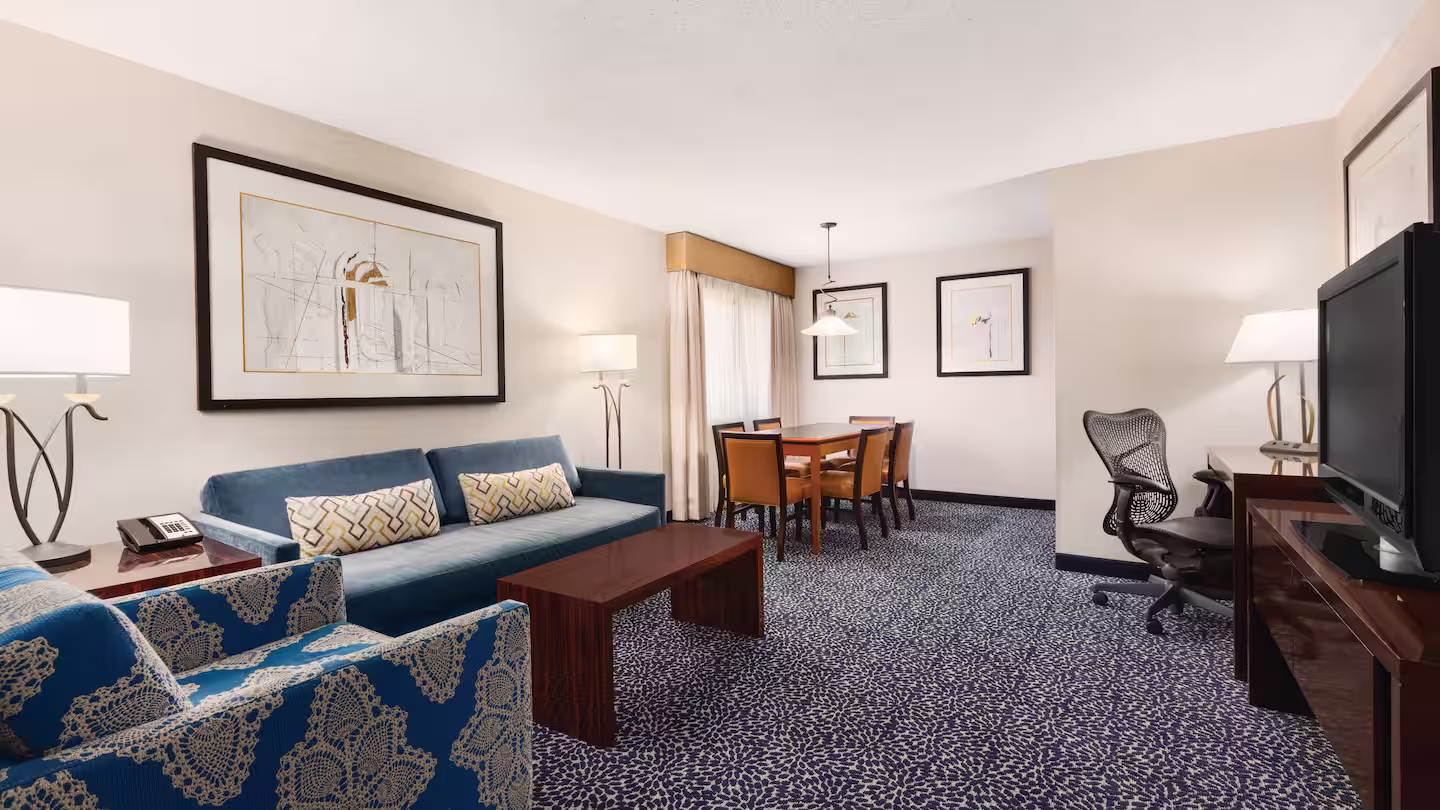 Embassy Suites Louisville East