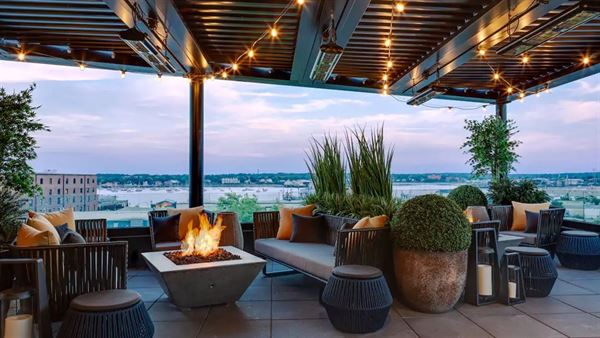 Canopy by Hilton Portland Waterfront