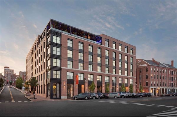 Canopy by Hilton Portland Waterfront