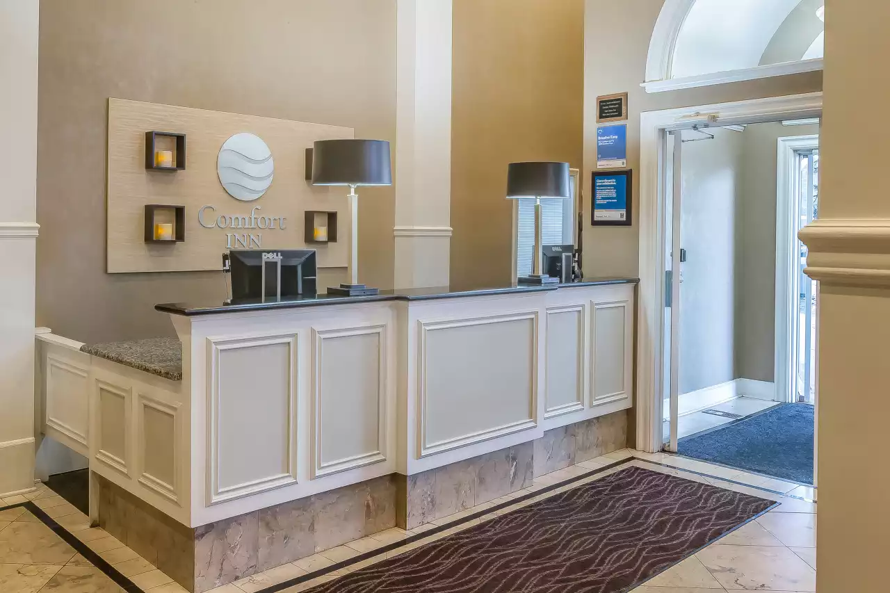 Comfort Inn Plainwell