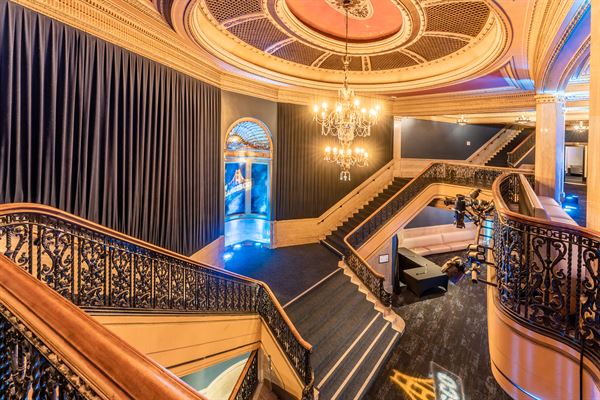 The Warfield Theatre