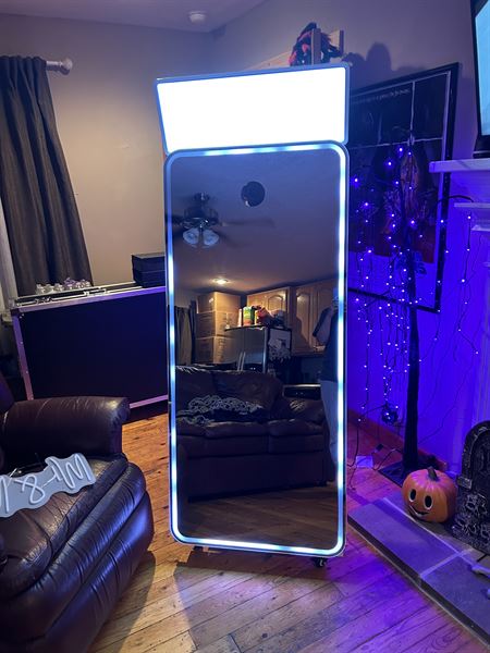 Timeless Photobooth Co.