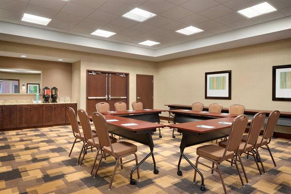 Homewood Suites by Hilton Kalamazoo Portage