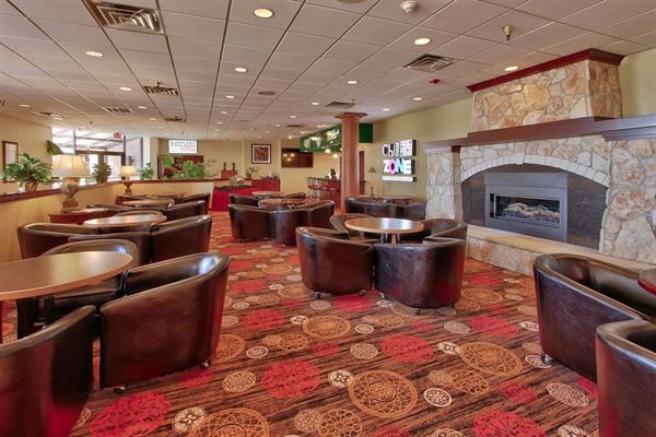 MCM Eleganté Hotel and Suites