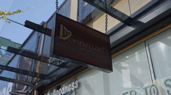 Donnellan's Irish Pub